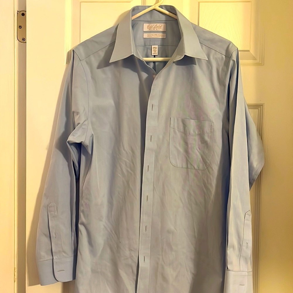 Good Label Roundtree & York slim fit men’s button down shirt